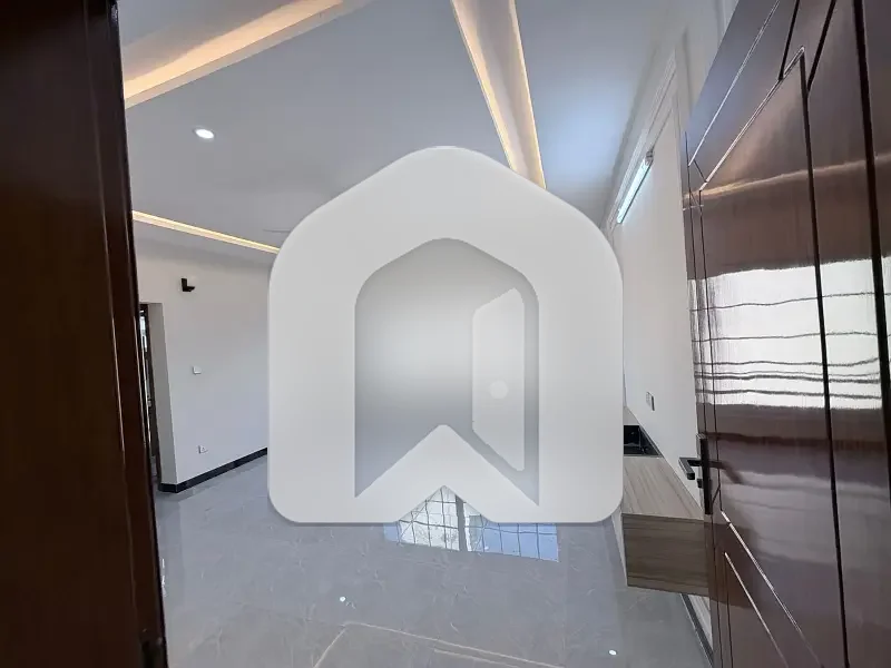 D-12 Islamabad 1 Kanal Ground Floor For Rent 3bed With Washroom Drawing Dining Tvl Kitchen Servant Room No Gas Electric Meter Seperate Parking, photo 7