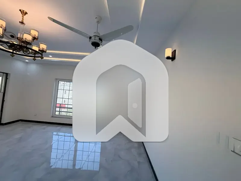 D-12 Islamabad 1 Kanal Ground Floor For Rent 3bed With Washroom Drawing Dining Tvl Kitchen Servant Room No Gas Electric Meter Seperate Parking, photo 5