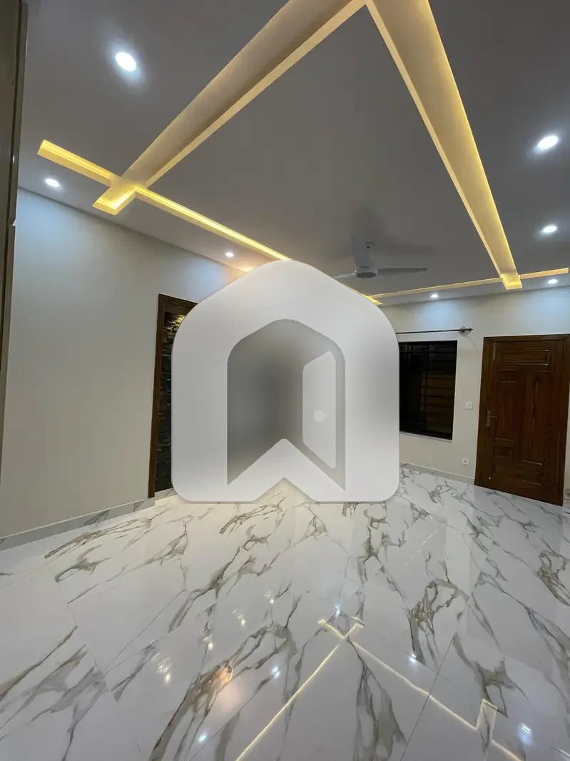 10 Marla Open Basment Available For Rent G-13/4 Islamabad, photo 17