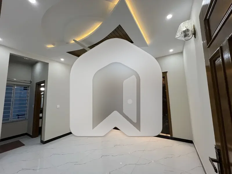 14 Marla Open Basment Available For Rent G-14/4 Islamabad, photo 11