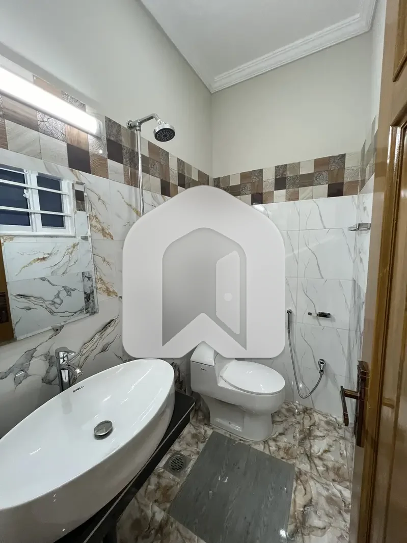 14 Marla Open Basment Available For Rent G-14/4 Islamabad, photo 7