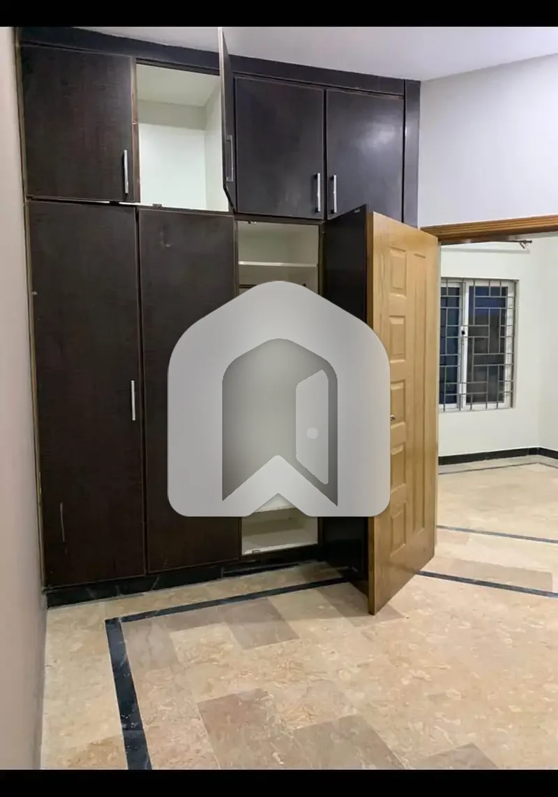 4 Marla Open Basment Portion Available For Rent G-13/4, photo 3