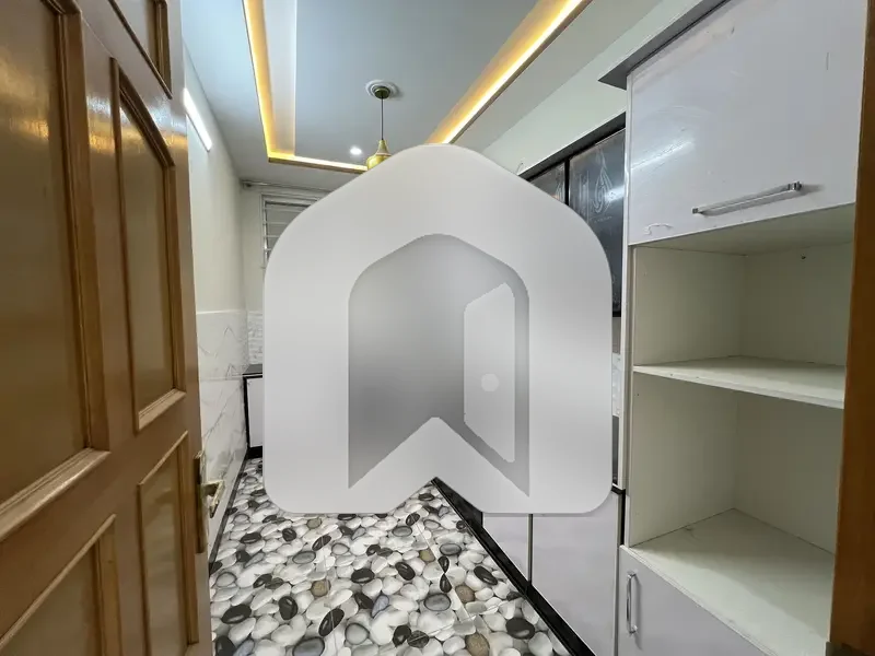 10 Marla Open Basment Portion Available For Rent G-13-4 Islamabad, photo 4