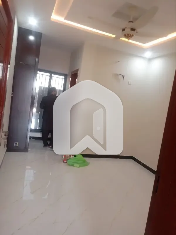 Mumtaz City 5 Marla Lower Portion For Rent Available, photo 4