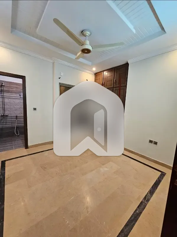 10 Marla Tile Flooring Ground Floor Near Kashmir Highway All Facilities Gas Electric Separate Parking G-13/1, photo 15