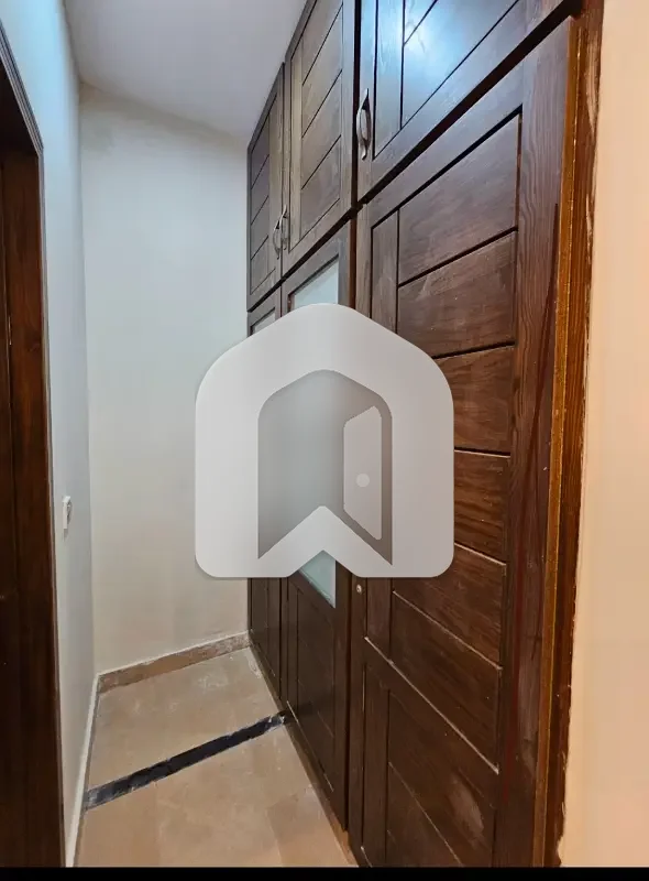 10 Marla Tile Flooring Ground Floor Near Kashmir Highway All Facilities Gas Electric Separate Parking G-13/1, photo 9