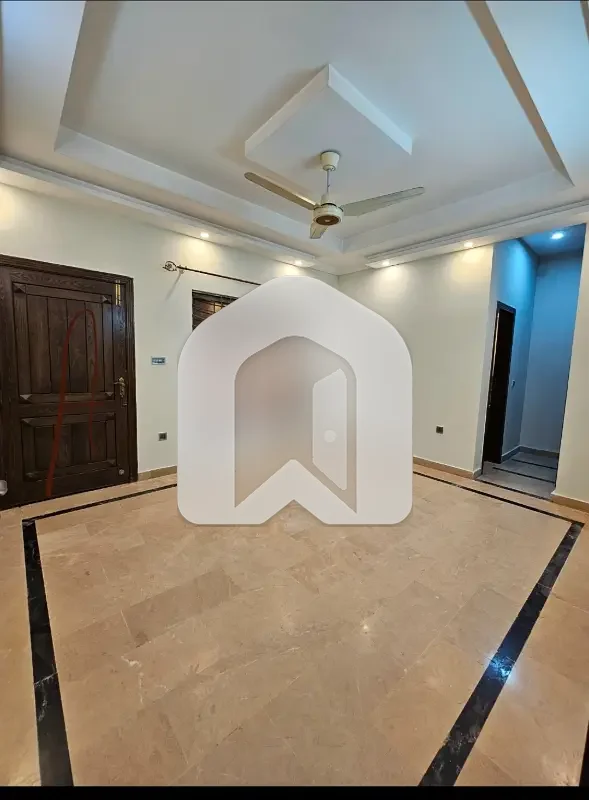 10 Marla Tile Flooring Ground Floor Near Kashmir Highway All Facilities Gas Electric Separate Parking G-13/1, photo 13