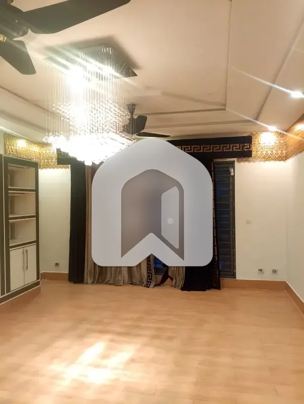 Luxury 6090 Ground Portion for Rent Near Shifa Hospital, I-8 Islamabad, photo 4
