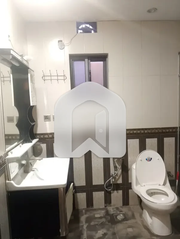 Luxury 6090 Ground Portion for Rent Near Shifa Hospital, I-8 Islamabad, photo 17