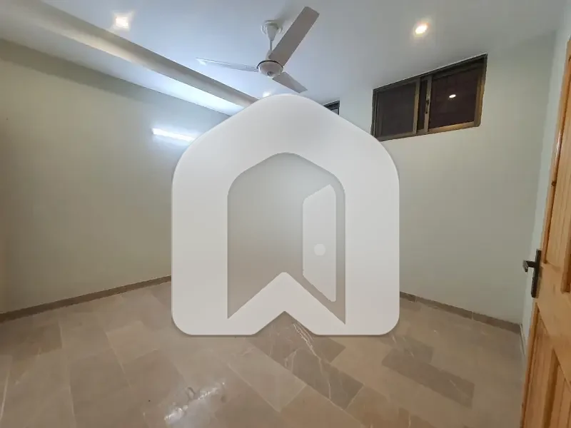30+60 Like A Brand New Ground Floor And Basement For Rent In B17 Nearly GT Road Peshawar Islamabad, photo 5