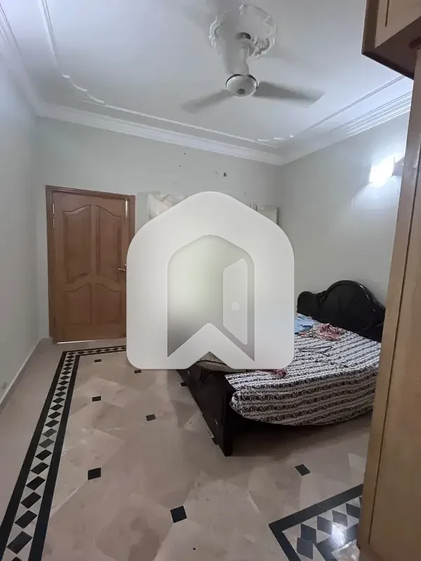 E11/3 Multi Ground Portion for Rent  20 Marla  3 Bedrooms  Drawing Room  Dining Room  Servant Room  Sparit Gate  Electricity Available  Internet   Gas Available  Demand: Rs. 220,000/-, photo 3