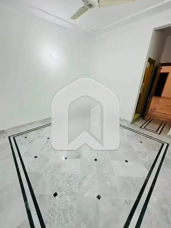 10 Marla Like Brand New Open Basement Available for Rent G-13/1 Islamabad, photo 4
