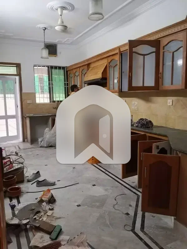 10 Marla Like Brand New Open Basement Available for Rent G-13/1 Islamabad, photo 7