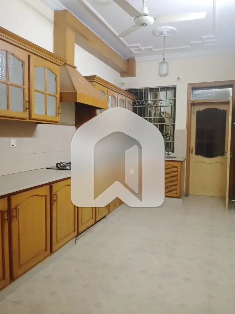 Spacious 3-Bedroom Basement Portion For Rent In I-8 Neat & Clean, photo 9