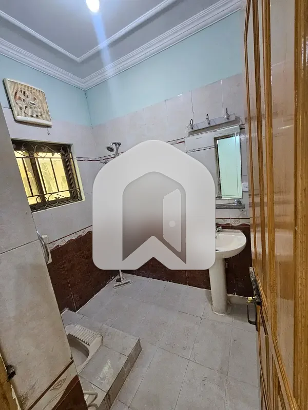 Luxury Ground Portion For Rent I-8 Islamabad Prime Location | VIP Living | 3 Spacious Bedrooms | Ideal For Families, photo 8
