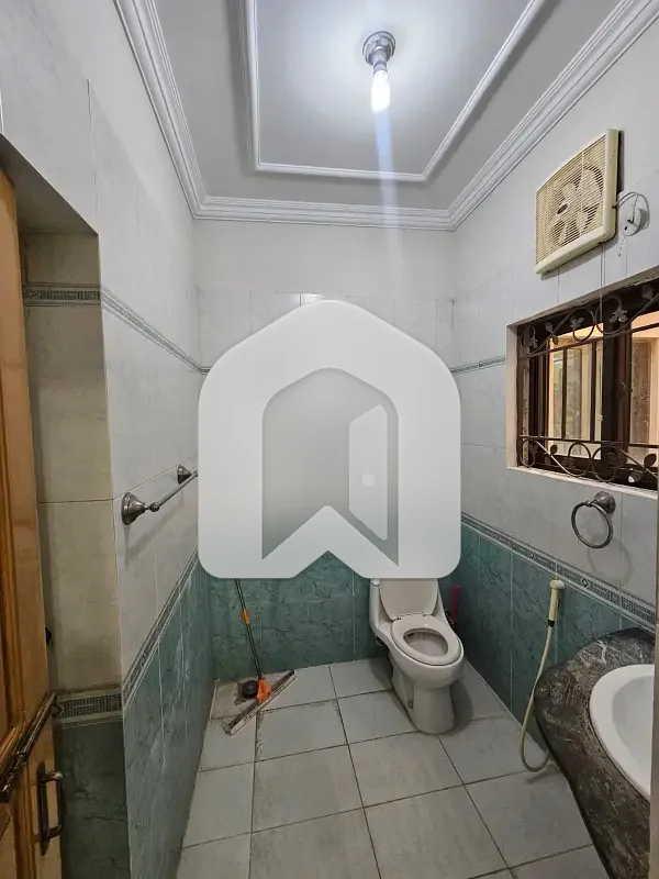 Luxury Ground Portion For Rent I-8 Islamabad Prime Location | VIP Living | 3 Spacious Bedrooms | Ideal For Families, photo 7