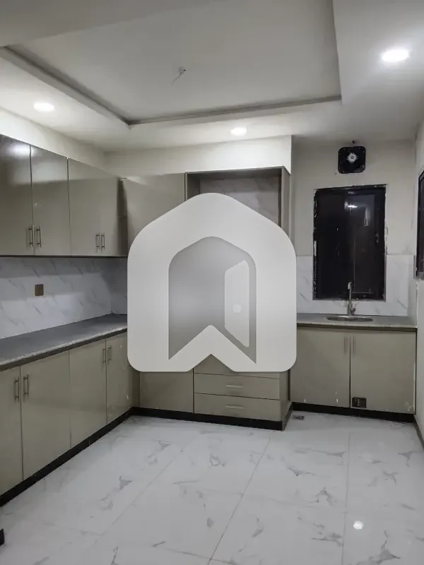 prime location house for rent in cbr, photo 4