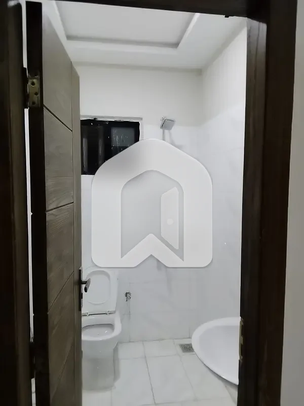 prime location house for rent in cbr, photo 6