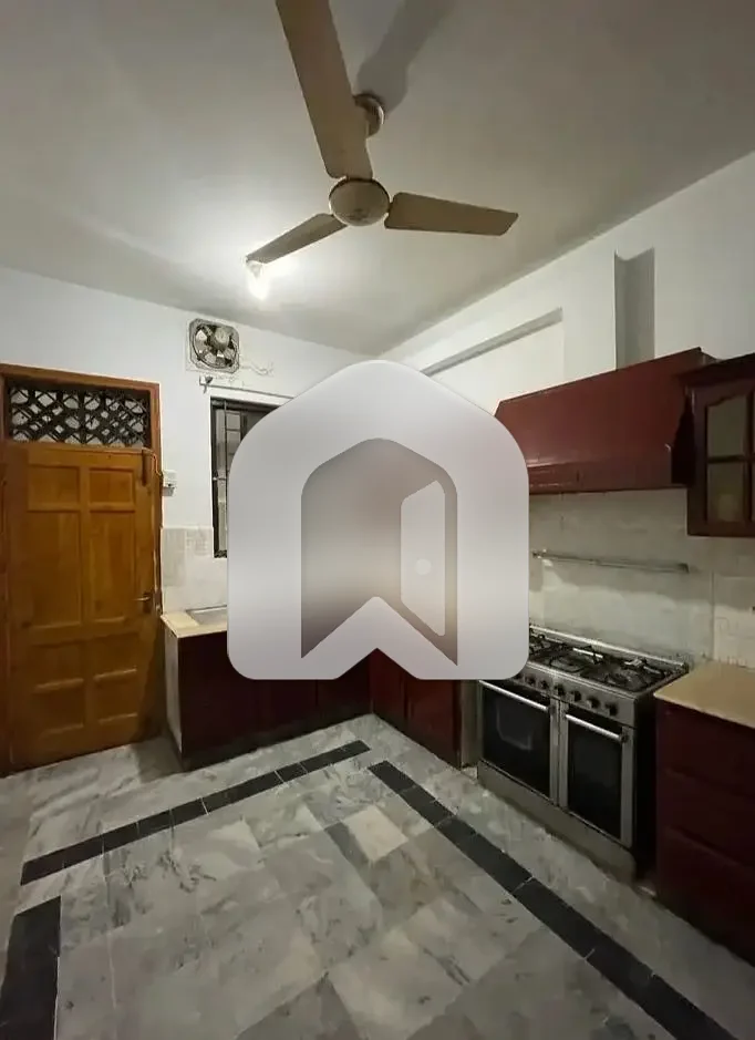 Ground portion available for rent, photo 6