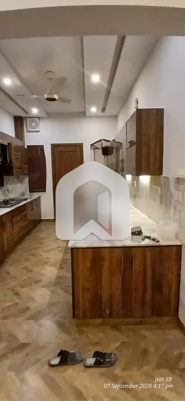 Lower Portion Of 1 Kanal Is Available For Rent In E-11, photo 16