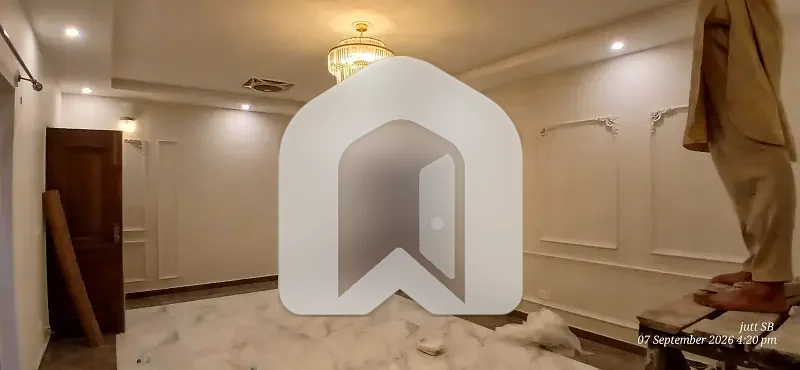 Lower Portion Of 1 Kanal Is Available For Rent In E-11, photo 6