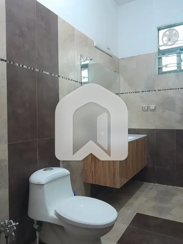 E-11 Ground Portion 8 Marla Having 2 Bedrooms Attached Washrooms Drawing TvL Kitchen Rent 85K, photo 7