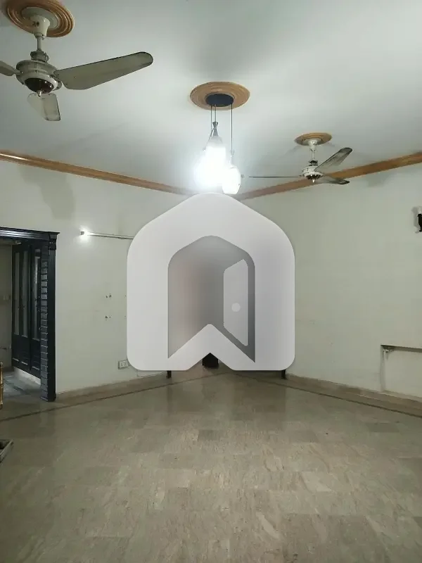 E-11/3 Multi ground portion for rent, photo 12