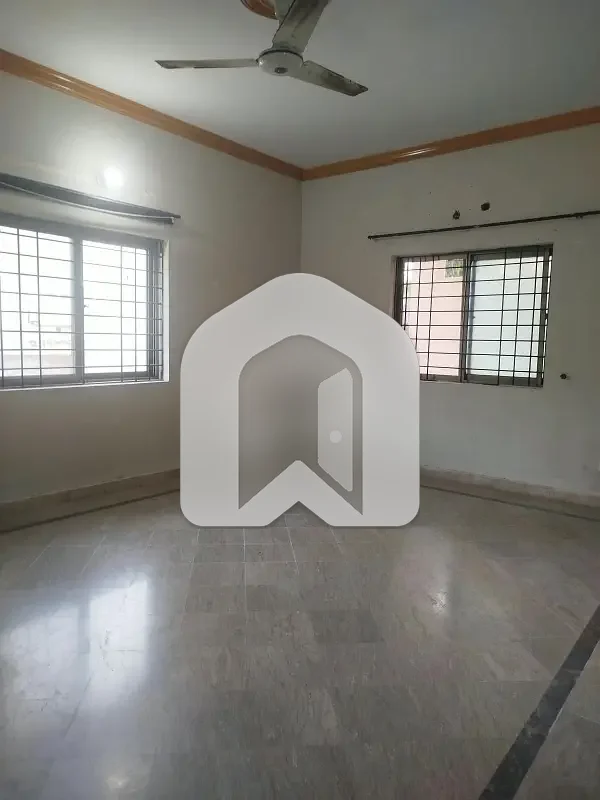E-11/3 Multi ground portion for rent, photo 10