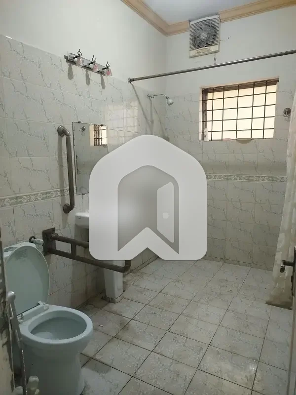 E-11/3 Multi ground portion for rent, photo 4