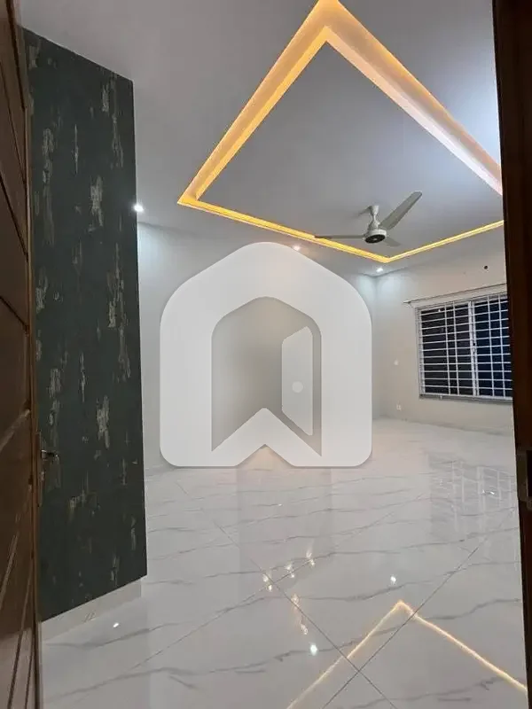 7 Marla Brand New Open Basement Available Rent G-14/2, photo 6