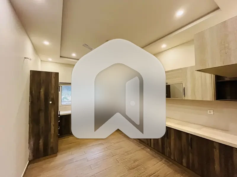 10 Marla Brand Imnew Ground Portion For Rent, photo 7