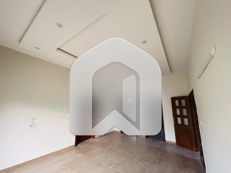 10 Marla Brand Imnew Ground Portion For Rent, photo 14