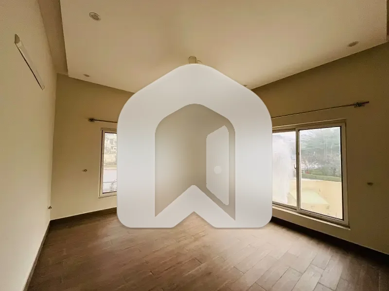 10 Marla Brand Imnew Ground Portion For Rent, photo 15