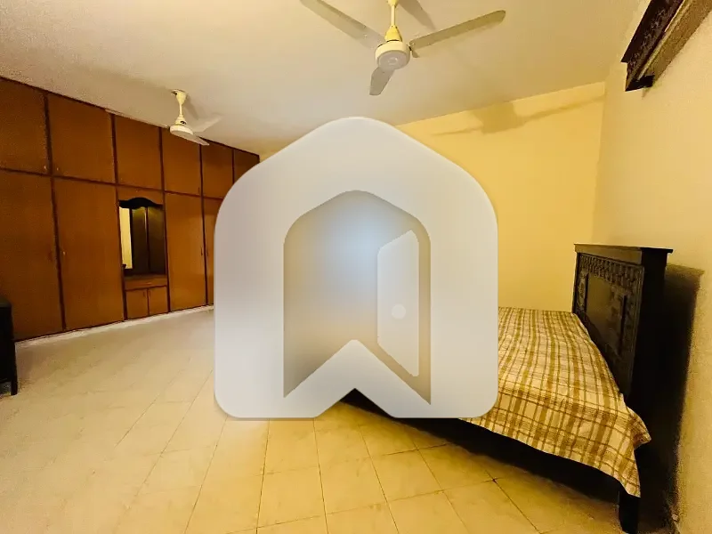 GROUND PORTION FOR RENT IN F-7, photo 7