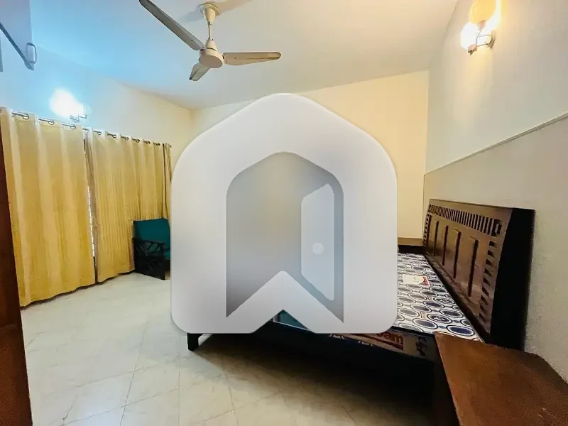 GROUND PORTION FOR RENT IN F-7, photo 4