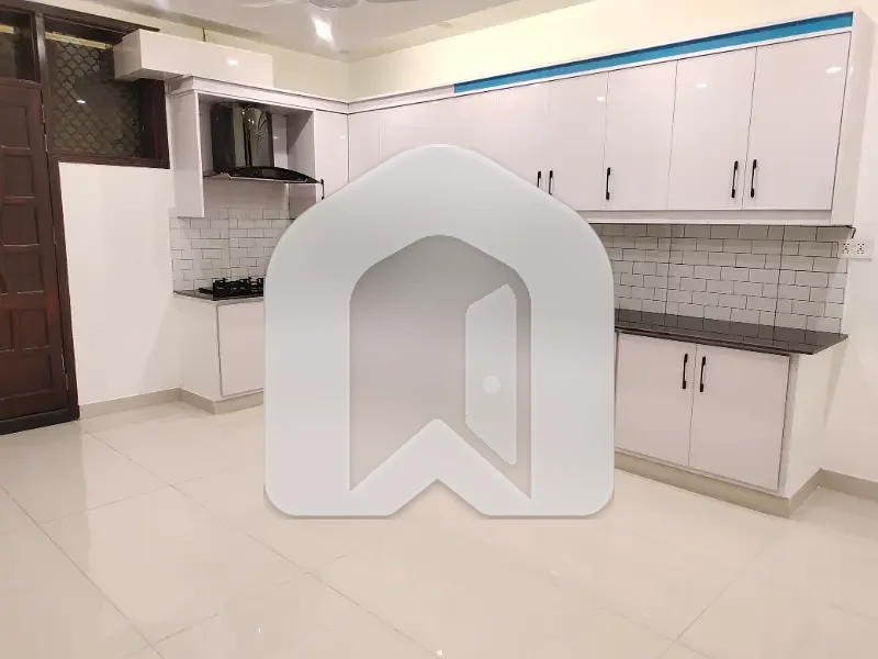LOWER PORTION FOR RENT IN F-8, photo 8