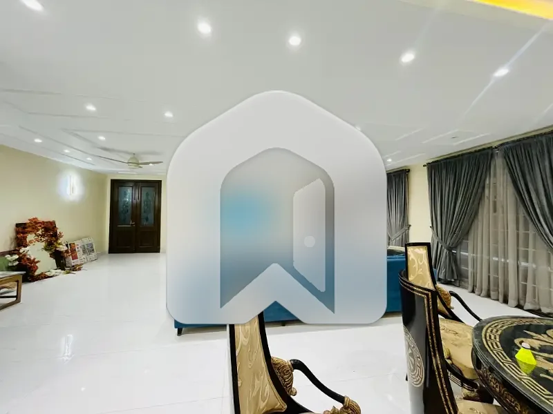 FULLY FURNISHED LOWER PORTION FOR RENT IN F-8, photo 4