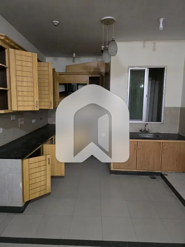 8 Marla's Ground floor for Rent in D. 12, photo 9