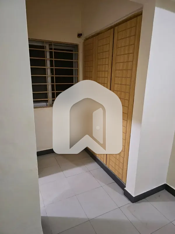 8 Marla's Ground floor for Rent in D. 12, photo 5