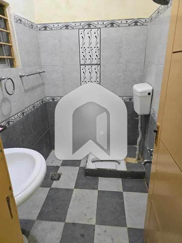 8 Marla's Ground floor for Rent in D. 12, photo 7