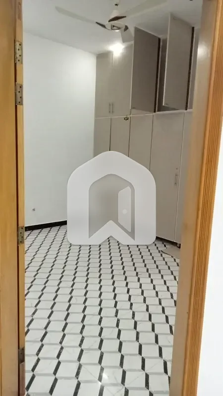 14 Marla Spacious Basement for Rent | 3 Bed | 3 Bath | Car Parking | Ideal for Families, photo 14