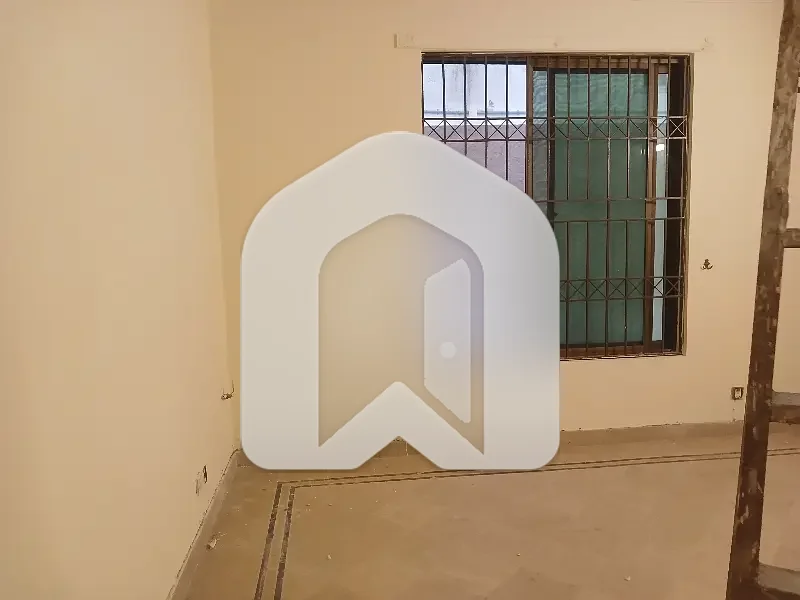 F11 Size 700 Marble Flooring Ground Portion 3beds Rent, photo 13