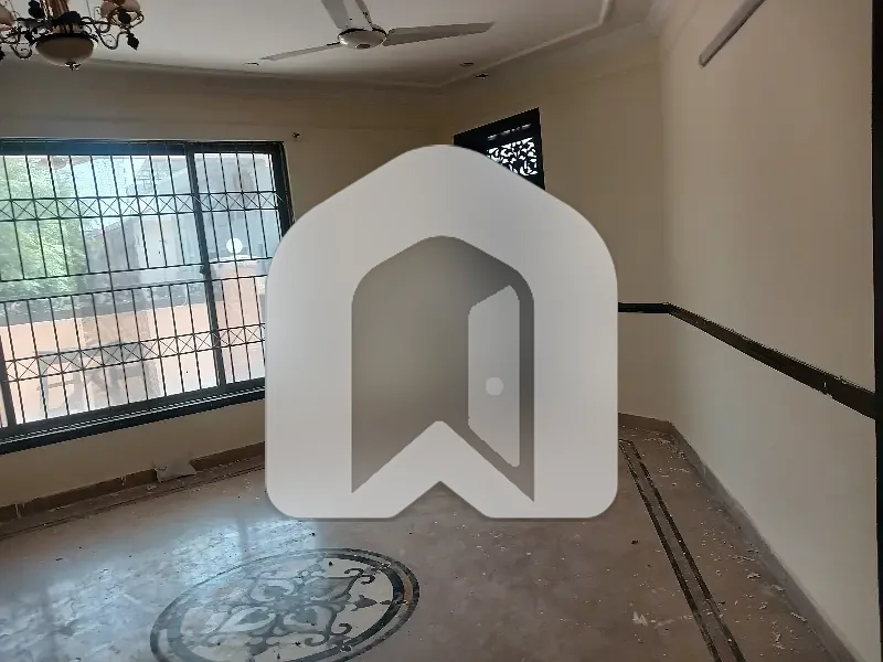 F11 Size 700 Marble Flooring Ground Portion 3beds Rent, photo 17