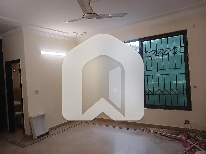 F11 Size 700 Marble Flooring Ground Portion 3beds Rent, photo 15