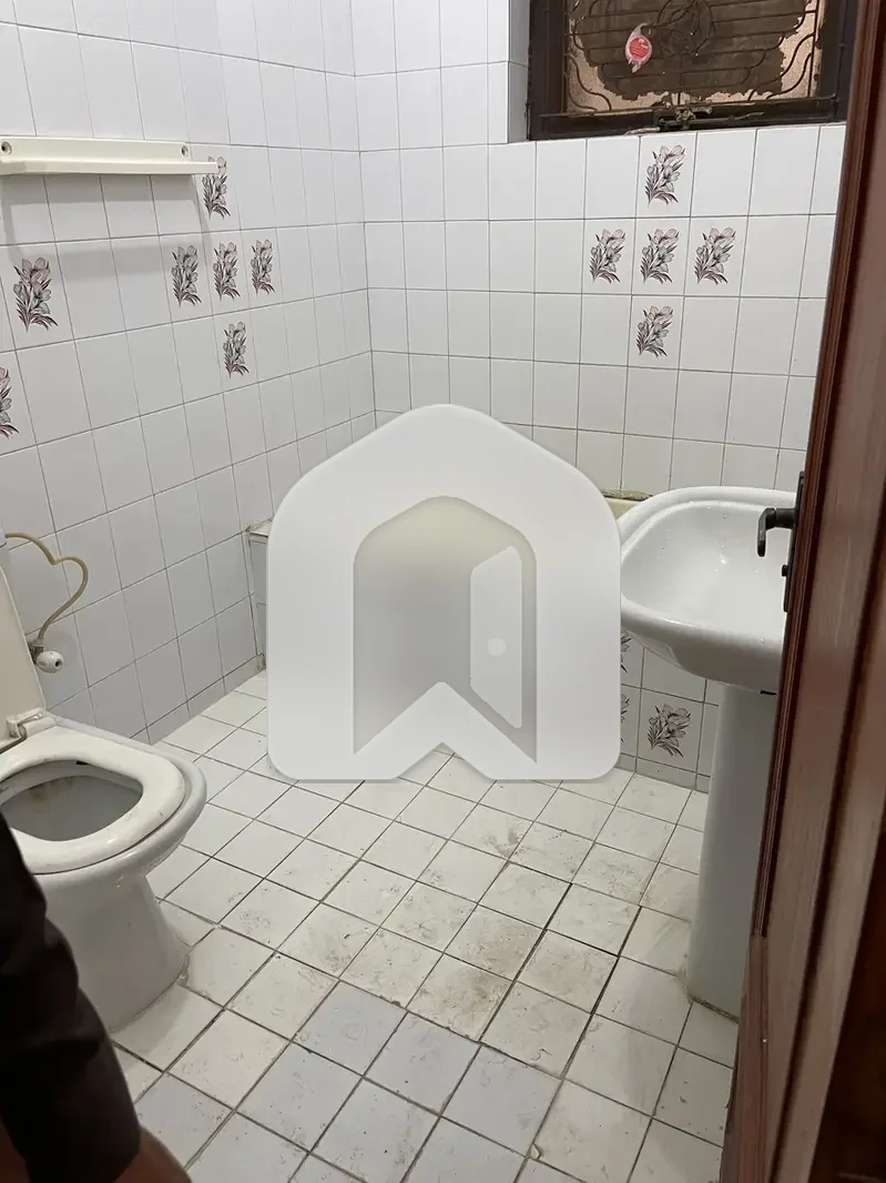 F-11 Ground Portion 3 Bedroom Nice Location Available For Rent, photo 7