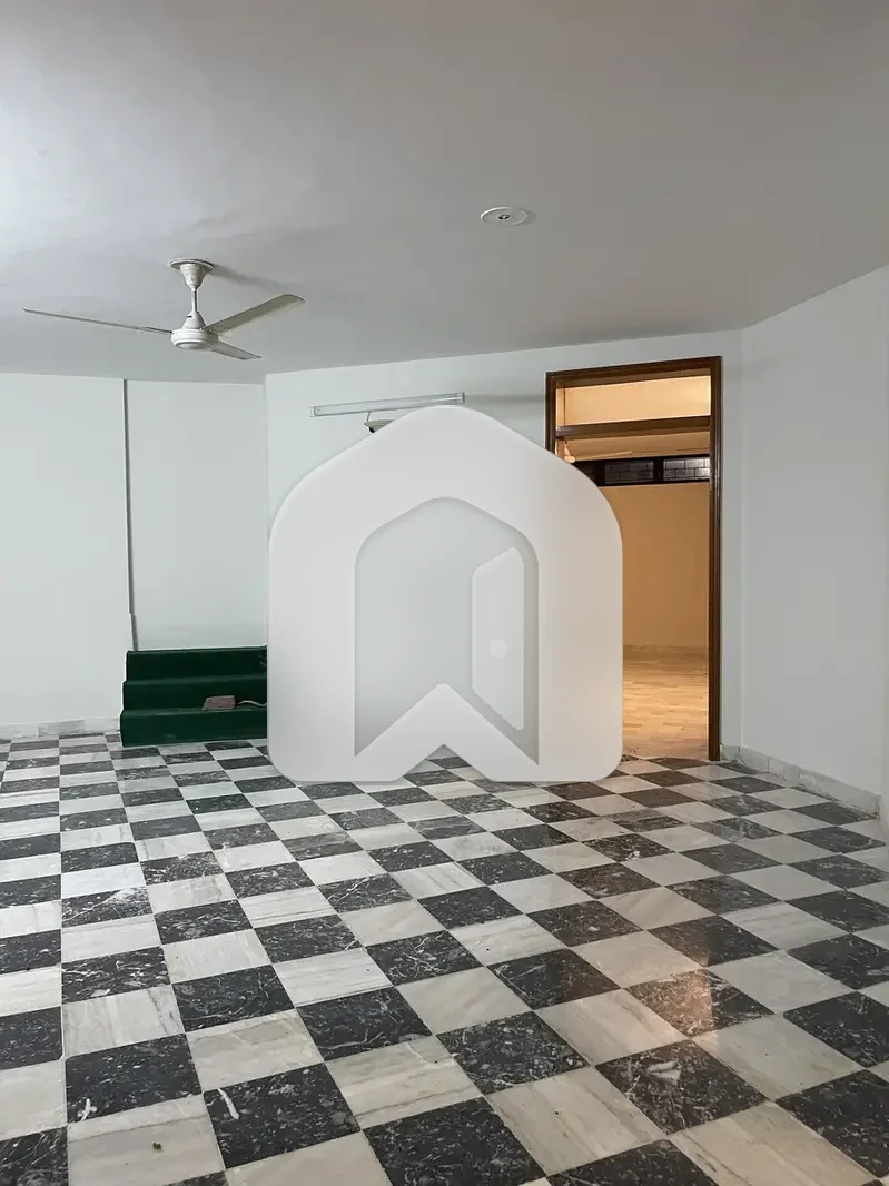 F-11 Lower Ground Portion 3 Bed Available For Rent