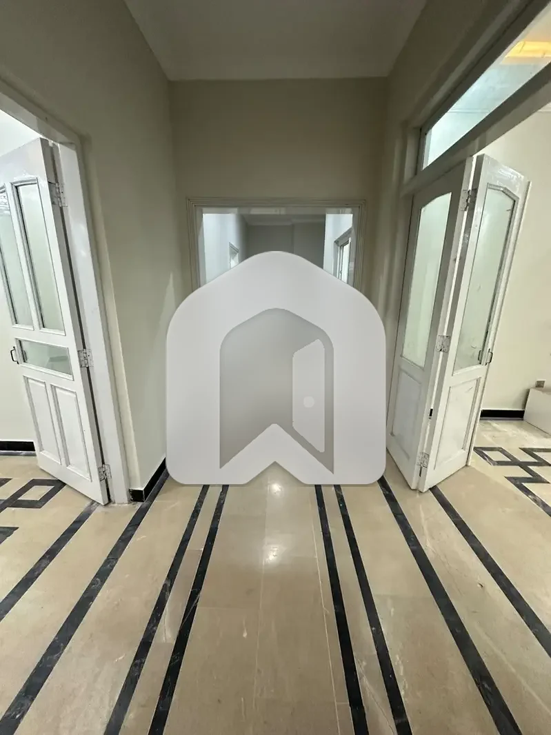Beautiful Basement For Rent, photo 8