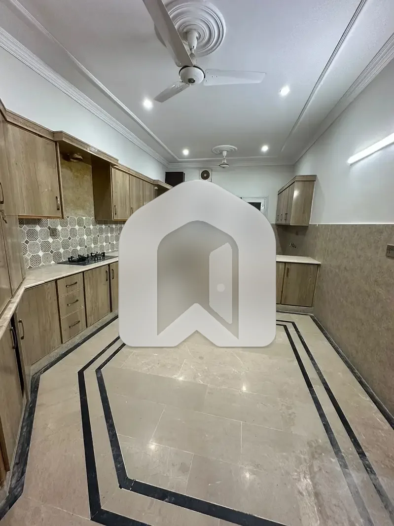 Beautiful Basement For Rent, photo 6