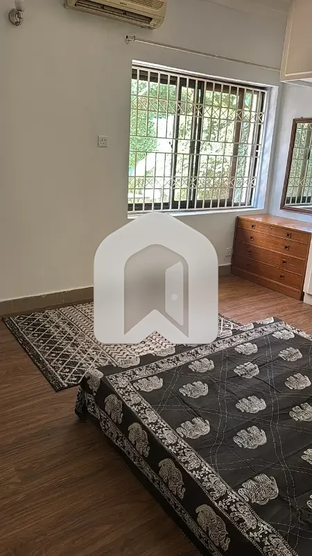 G-6, Semi Furnished Annexe ( Ground Portion), Independent 2 Beds., photo 2
