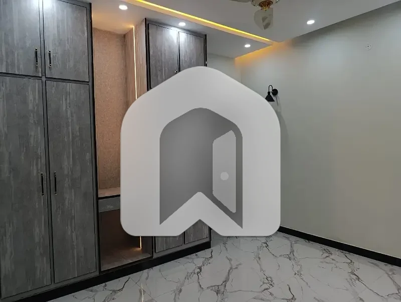 Ready To Rent A Lower Portion 1 Kanal In E-11 E-11, photo 4